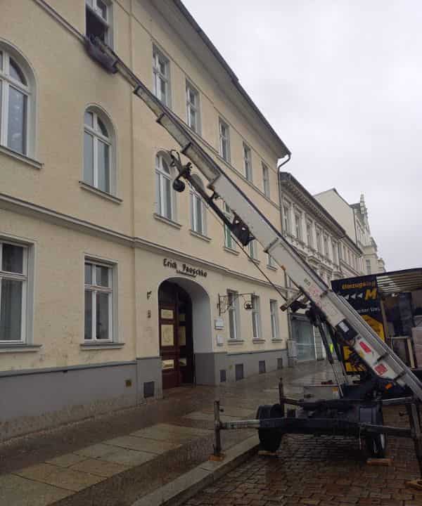 Möbellift in Aalen für den Firmenumzug
